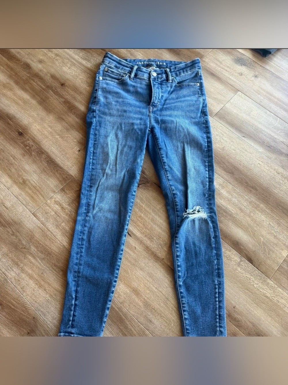 American Eagle Distressed Skinny Jeans